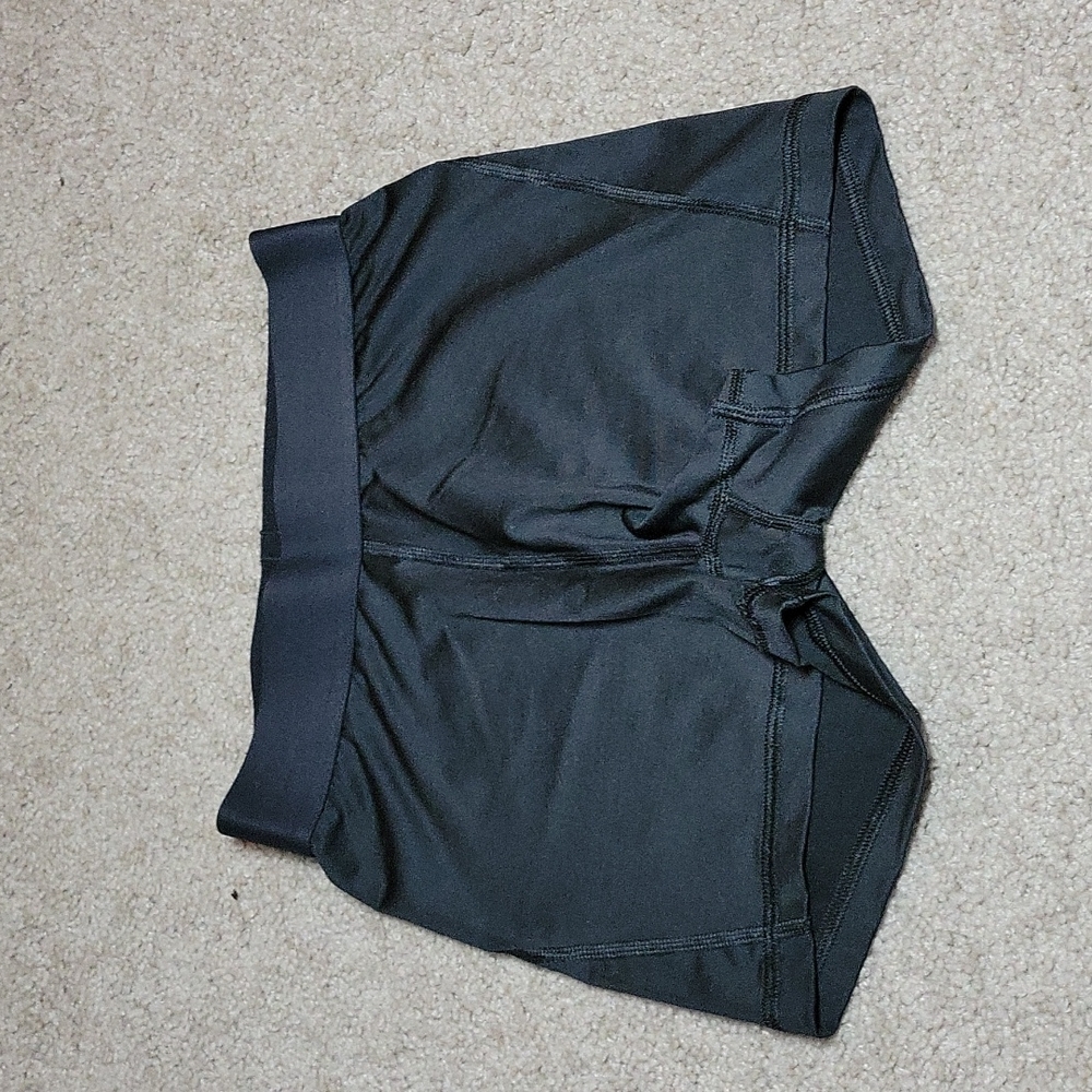 Black hot shorts